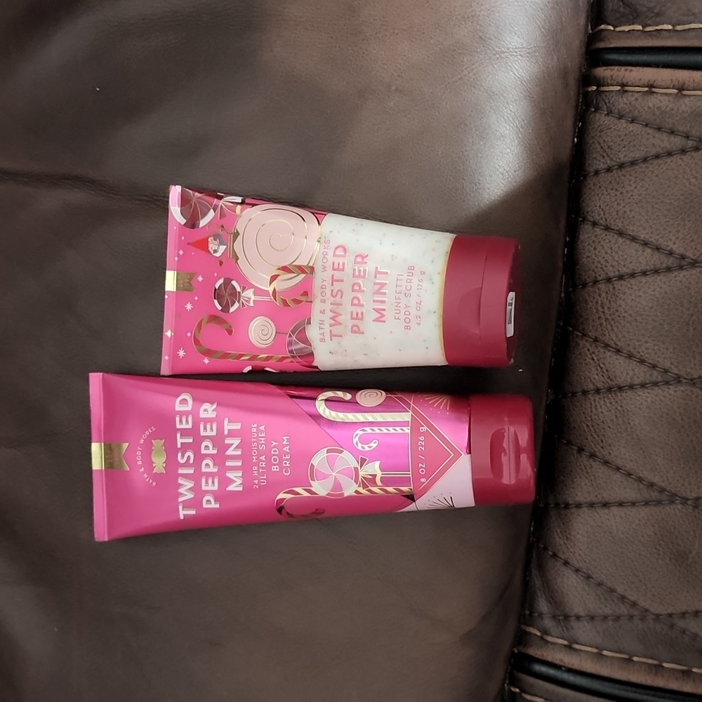 Women's Bath and Body Works set.